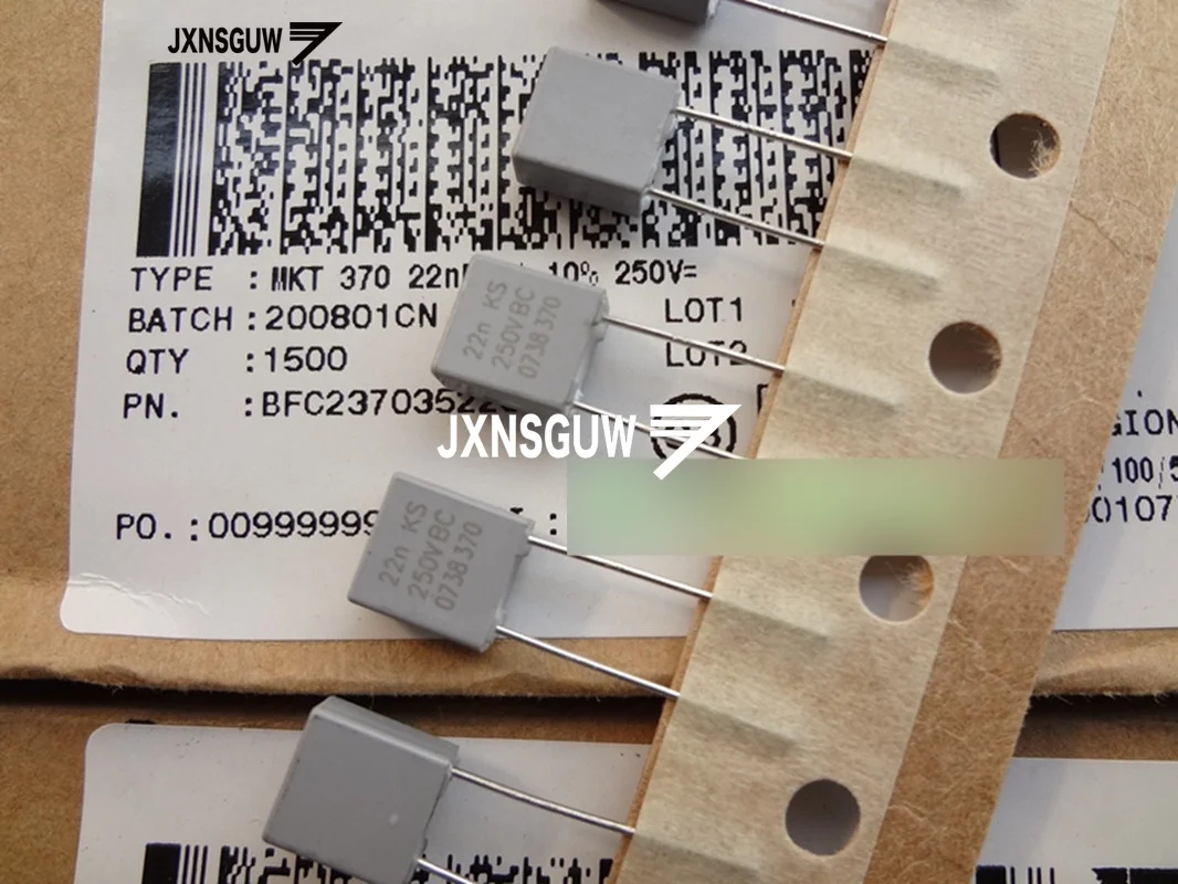 20 шт. новый оригинальный VISHAY BC MKT370 0.022UF250V P5MM пленочный конденсатор 223/250V электролитический конденсатор MKT 370 мкФ 0,022 V 22N 250
20 шт. новый оригинальный VISHAY BC MKT370 0.022UF250V P5MM пленочный конденсатор 223/250V электролитический конденсатор MKT 370 мкФ 0,022 V 22N 250