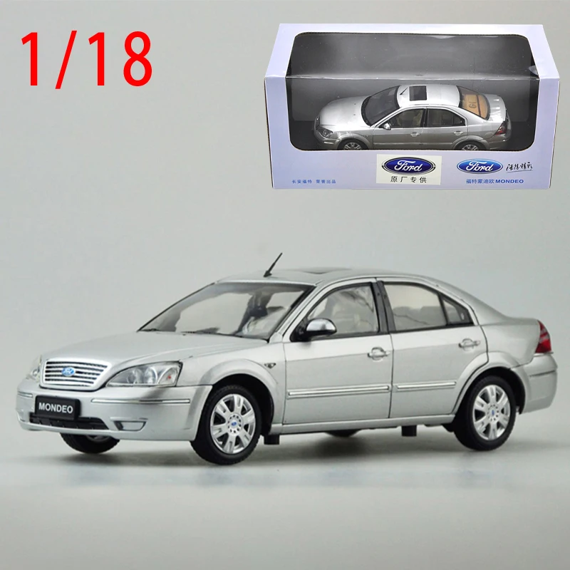 Diecast 1/18 FORD Alloy Model Car FORD MONDEO Classics Play Vehicles Collectible Original Box Toys for Boys
Diecast 1/18 FORD Alloy Model Car FORD MONDEO Classics Play Vehicles Collectible Original Box Toys for Boys