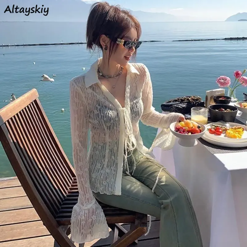 Flare Sleeve Sun-proof Shirts Women Hollow Out Slim Hotsweet Summer New Tender All-match Holiday Casual Korean Style Elegant Ins
Flare Sleeve Sun-proof Shirts Women Hollow Out Slim Hotsweet Summer New Tender All-match Holiday Casual Korean Style Elegant Ins
