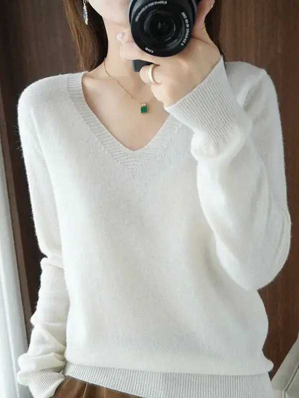 New Women's Autumn Winter Camere Sweater V-Ne Pullover Soft Comfortable Breathable Faionable Knitwear for Ladies
New Women's Autumn Winter Camere Sweater V-Ne Pullover Soft Comfortable Breathable Faionable Knitwear for Ladies