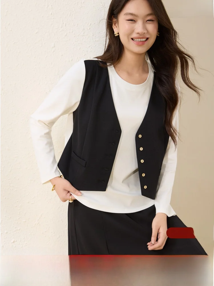 Модная женская футболка-имитация двойки больших размеров, универсальный топ для полных женщин, весенняя новинка
Модная женская футболка-имитация двойки больших размеров, универсальный топ для полных женщин, весенняя новинка