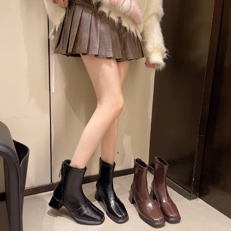 2025 Spring and Autumn New Women's Naked Boots Wear Leather Outerwear Versatile Side Zipper Square Head High Heels for Women
2025 Spring and Autumn New Women's Naked Boots Wear Leather Outerwear Versatile Side Zipper Square Head High Heels for Women