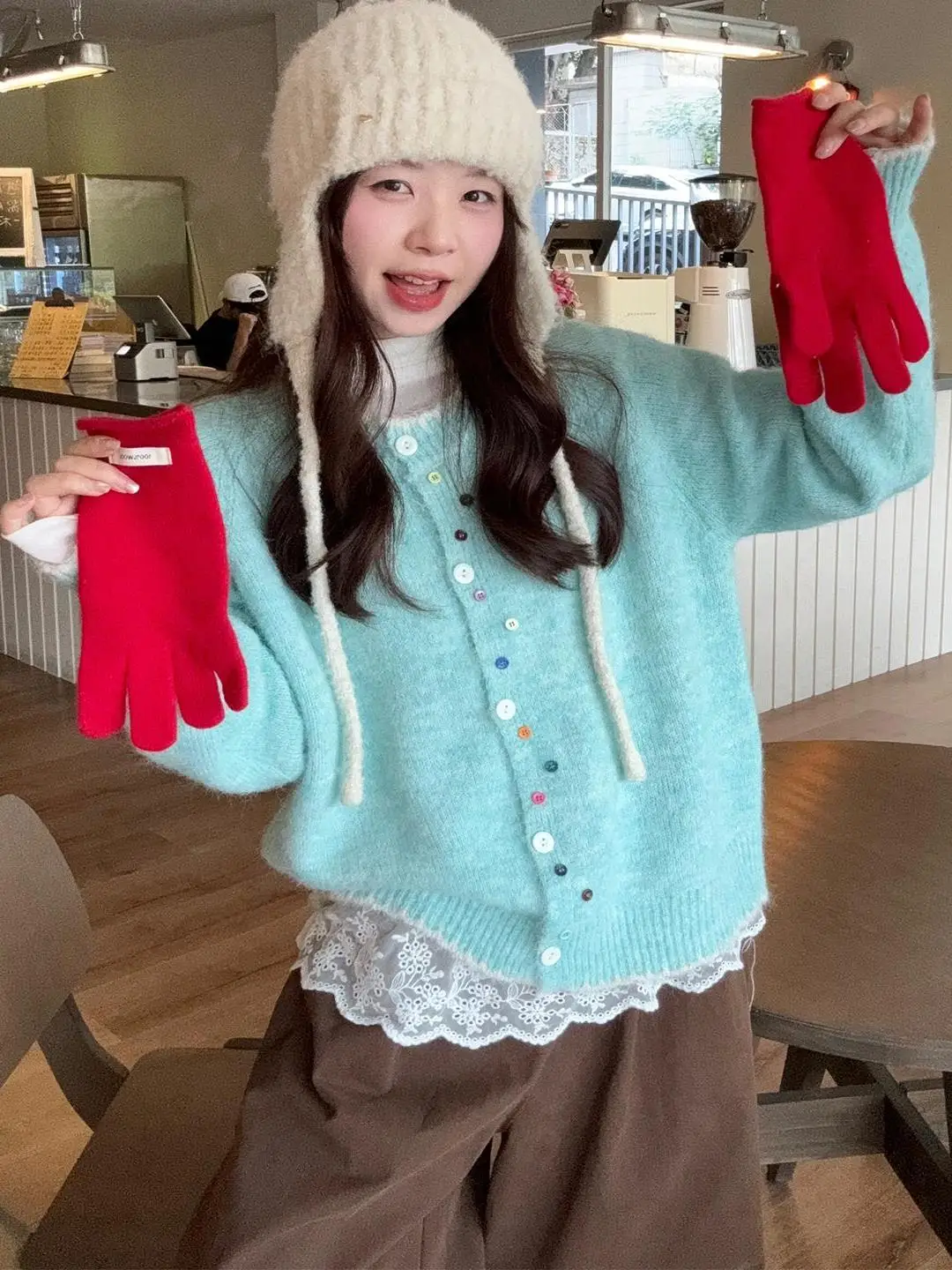 Loose Long Sleeve Knitwear Cardigan Women's Outerwear Blue Green Color Autumn Fashion Comfortable Style round Neck Button Detail
Loose Long Sleeve Knitwear Cardigan Women's Outerwear Blue Green Color Autumn Fashion Comfortable Style round Neck Button Detail