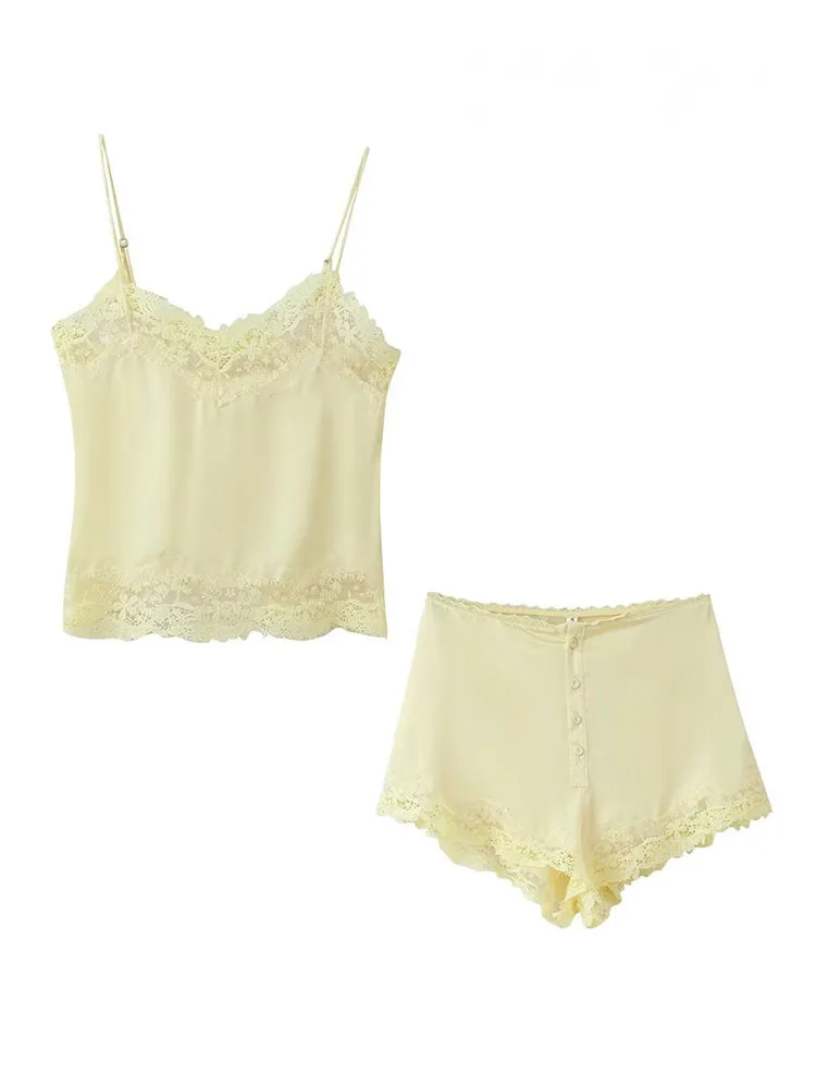 HH Women Fashion Solid Backless Sleeveless Silk Underwear Style Suits V-Neck Sling Top+Button Decoration High Waist Shorts
HH Women Fashion Solid Backless Sleeveless Silk Underwear Style Suits V-Neck Sling Top+Button Decoration High Waist Shorts