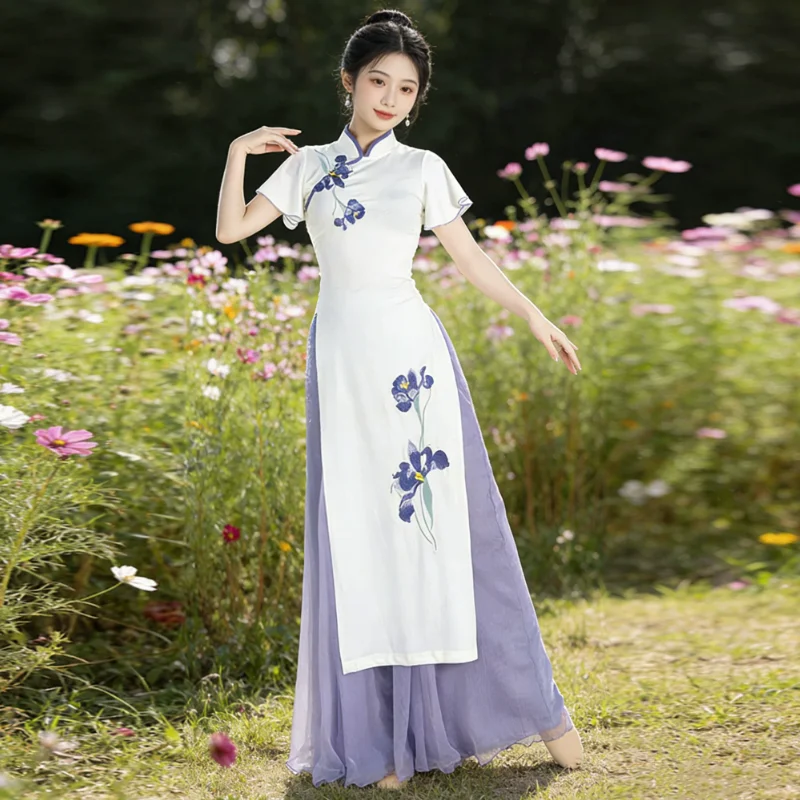 Chinese Style Women's Classical Dance Performance Costume Cheongsam Set
Chinese Style Women's Classical Dance Performance Costume Cheongsam Set