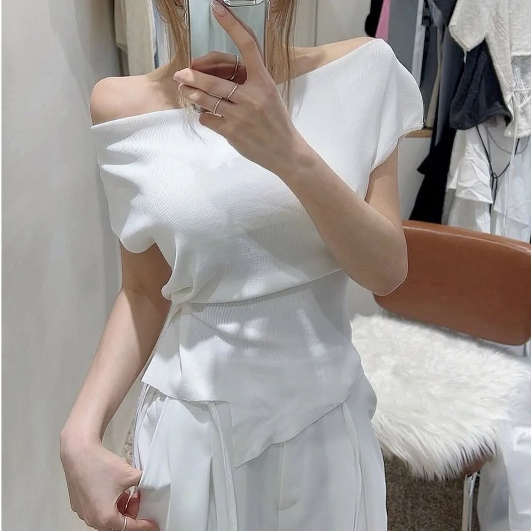 Korean Style Slim Fit Short Sleeve Knitted Top Women's Pure Desire Style Belted Asymmetrical Slit Daily Wear Spring 2026
Korean Style Slim Fit Short Sleeve Knitted Top Women's Pure Desire Style Belted Asymmetrical Slit Daily Wear Spring 2026