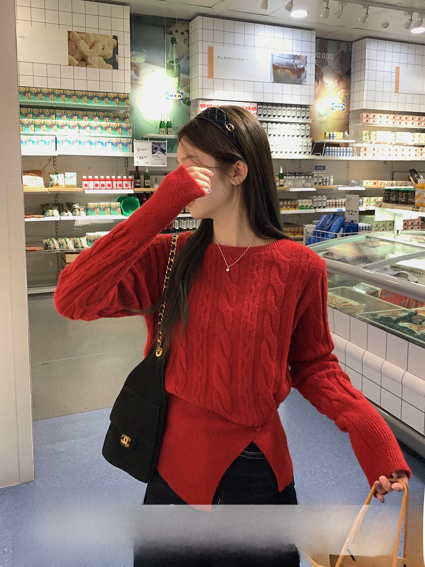 Красный вязаный свитер женский в корейском стиле с поясом, асимметричным подолом и узором «запутанные цветы», повседневный топ, верхняя одежда
Красный вязаный свитер женский в корейском стиле с поясом, асимметричным подолом и узором «запутанные цветы», повседневный топ, верхняя одежда