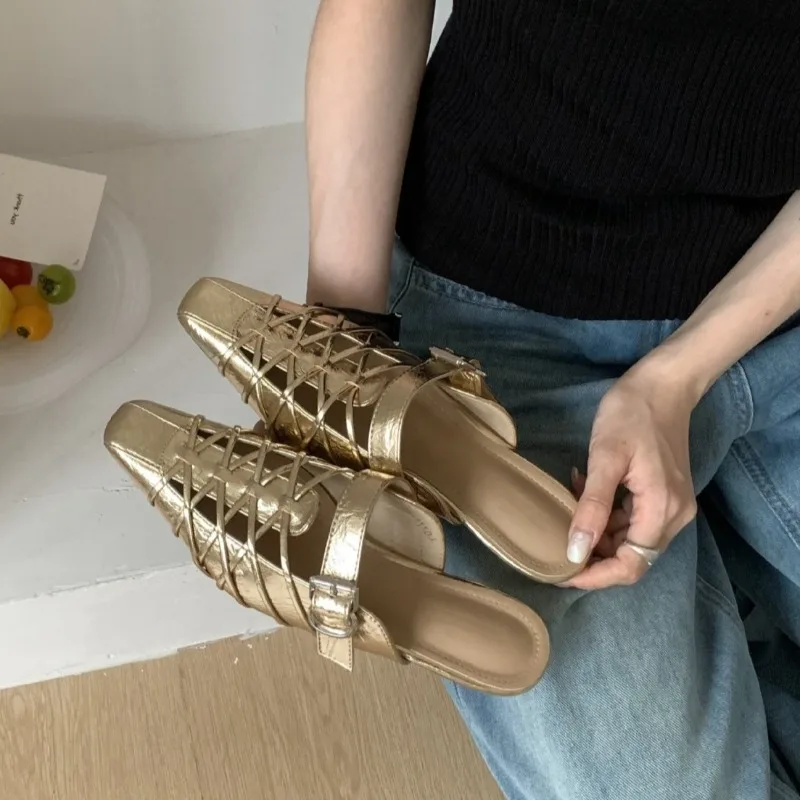 New Women's Shoes Exquisite Hollowed Out Muller Slippers for Woman Fashion Vacation Casual Shoes Designer Shoes Zapatos De Mujer
New Women's Shoes Exquisite Hollowed Out Muller Slippers for Woman Fashion Vacation Casual Shoes Designer Shoes Zapatos De Mujer