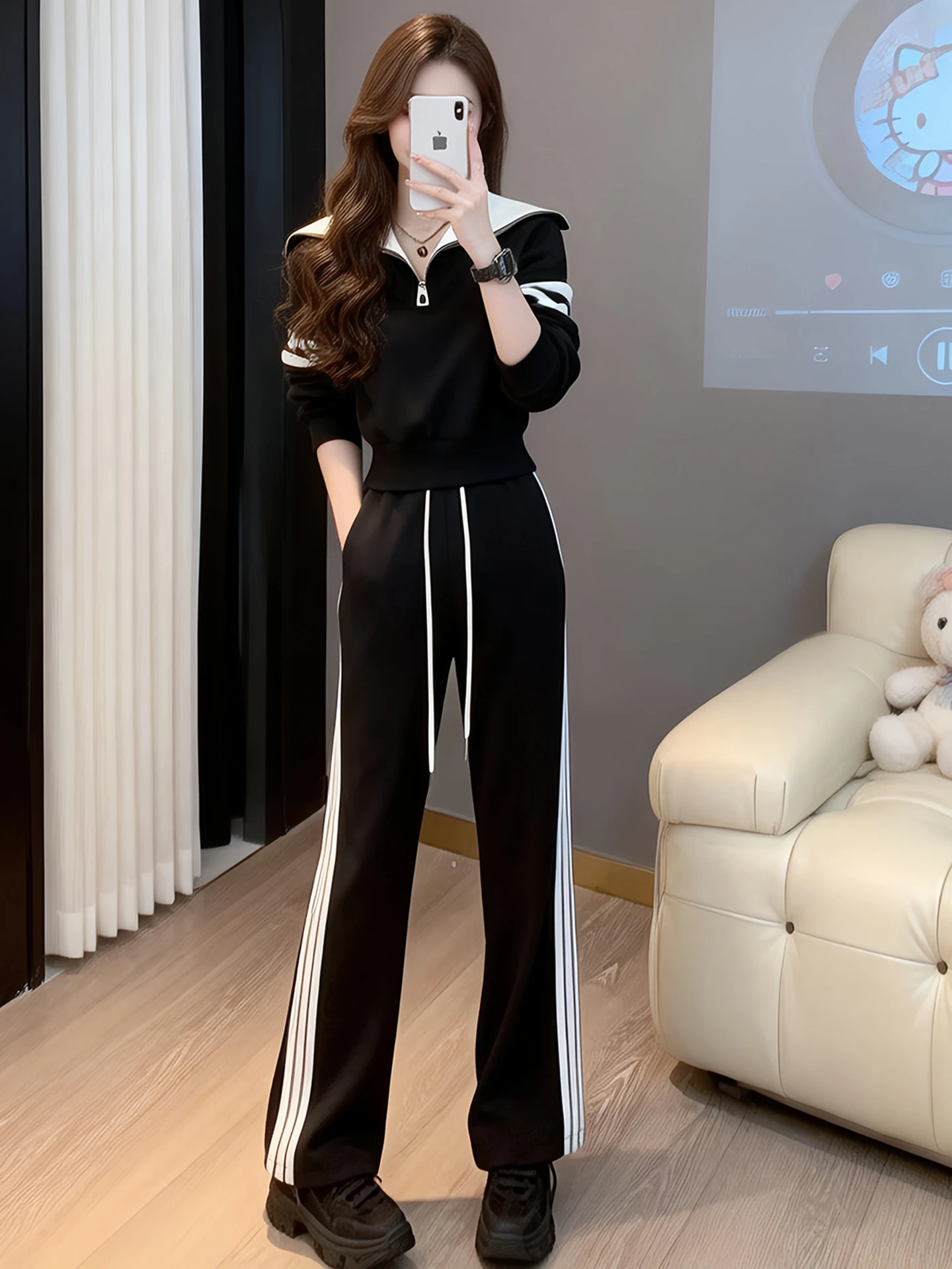 Spring Autumn New Style 2026 Women's Casual Fashion Sweatshirt Set Half Zipper Collar Slimming Long Sleeve Two-Piece Suit
Spring Autumn New Style 2026 Women's Casual Fashion Sweatshirt Set Half Zipper Collar Slimming Long Sleeve Two-Piece Suit