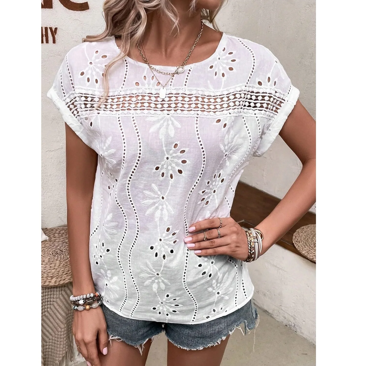 Летние майки 2023, camisas de mujer, кружевные полые топы с вышивкой и круглым вырезом, однотонные топы с короткими рукавами, женская одежда, рубашки и блузки
Летние майки 2023, camisas de mujer, кружевные полые топы с вышивкой и круглым вырезом, однотонные топы с короткими рукавами, женская одежда, рубашки и блузки