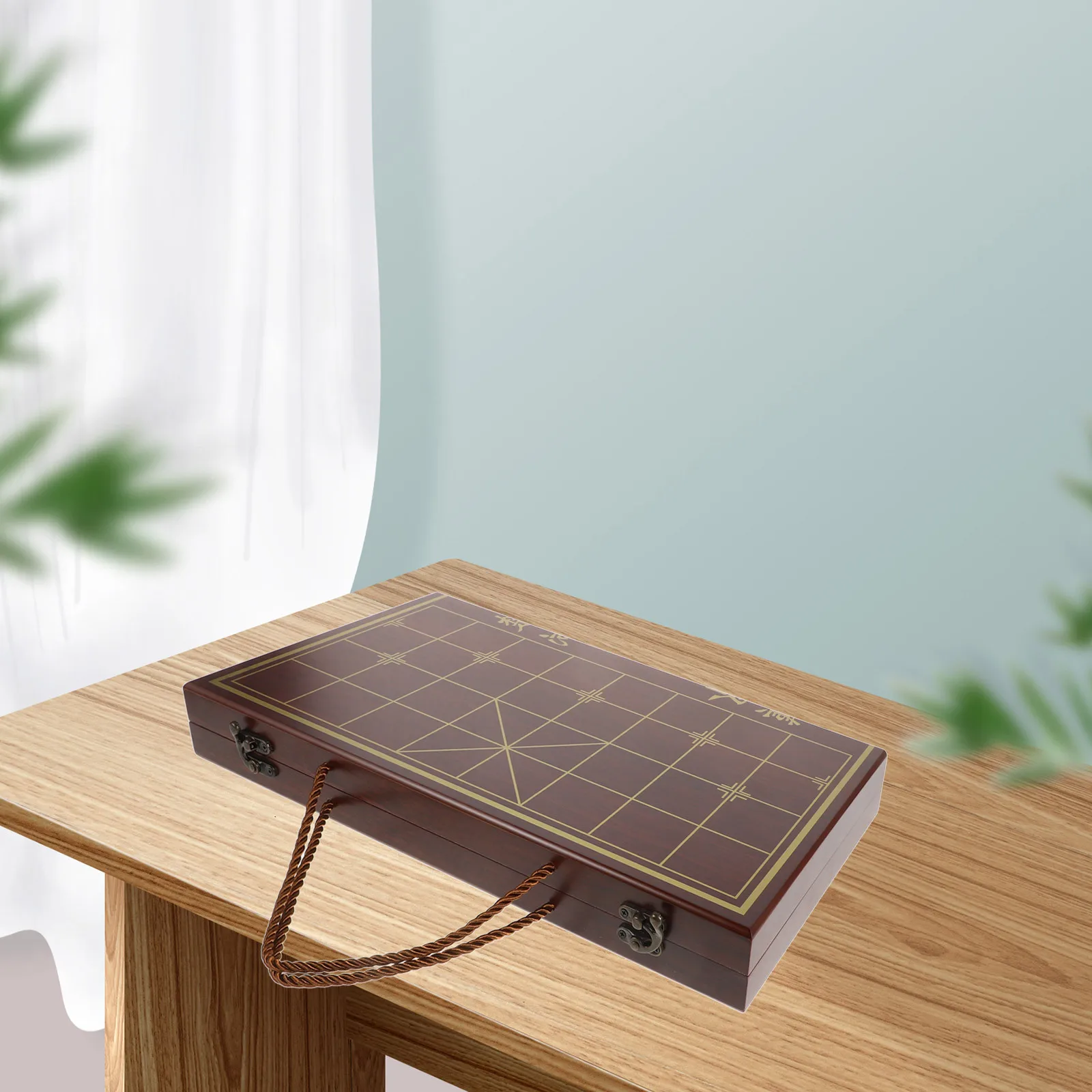 Набор винтажных китайских шахмат (Сянци) из дерева с складным футляром для хранения, портативный, для путешествий, для всей семьи и детей
Набор винтажных китайских шахмат (Сянци) из дерева с складным футляром для хранения, портативный, для путешествий, для всей семьи и детей