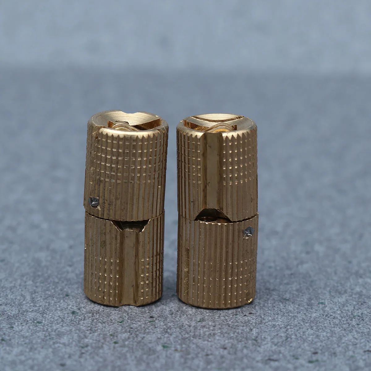 4pcs Spring Hinges for Jewel Cases Boxes Automatic Closing Smooth Mute Cylindrical Furniture Hinges Durable Stainless Steel 
4pcs Spring Hinges for Jewel Cases Boxes Automatic Closing Smooth Mute Cylindrical Furniture Hinges Durable Stainless Steel