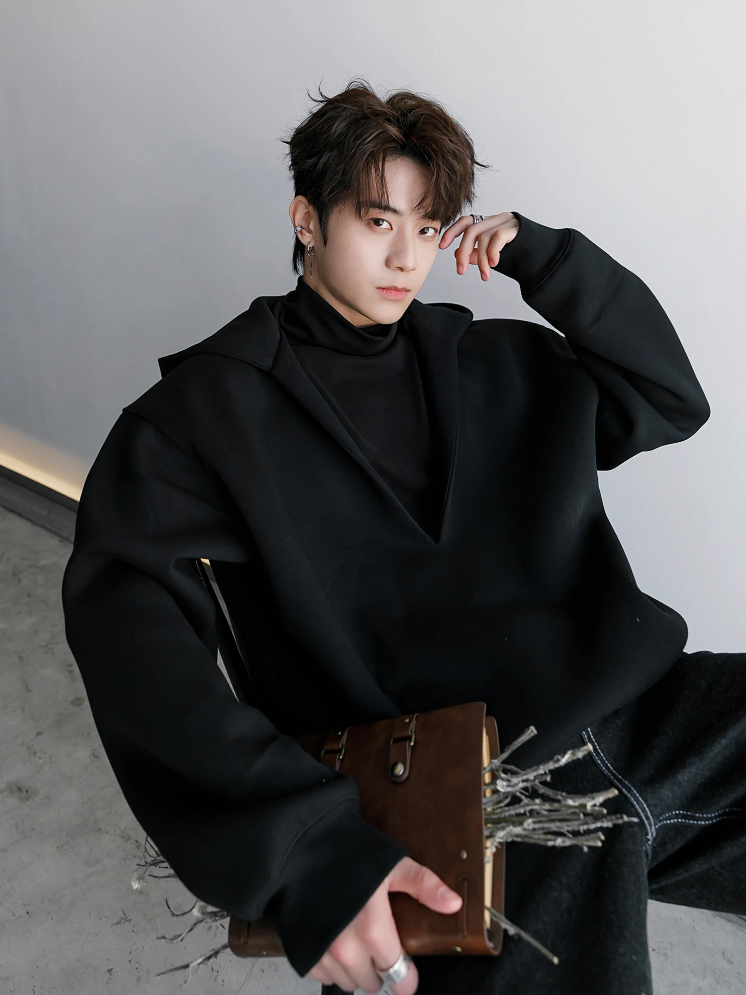 Pullover Sweater Men's Hooded Loose Casual Coffee Spring Autumn Tide Thickened Hooded Fake Two-piece Turtleneck Long Sleeve Top
Pullover Sweater Men's Hooded Loose Casual Coffee Spring Autumn Tide Thickened Hooded Fake Two-piece Turtleneck Long Sleeve Top