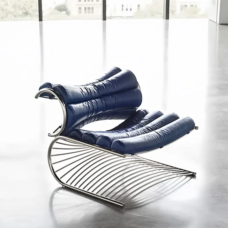 Italian minimalist stainless steel single sofa chair retro Bauhaus style
Italian minimalist stainless steel single sofa chair retro Bauhaus style