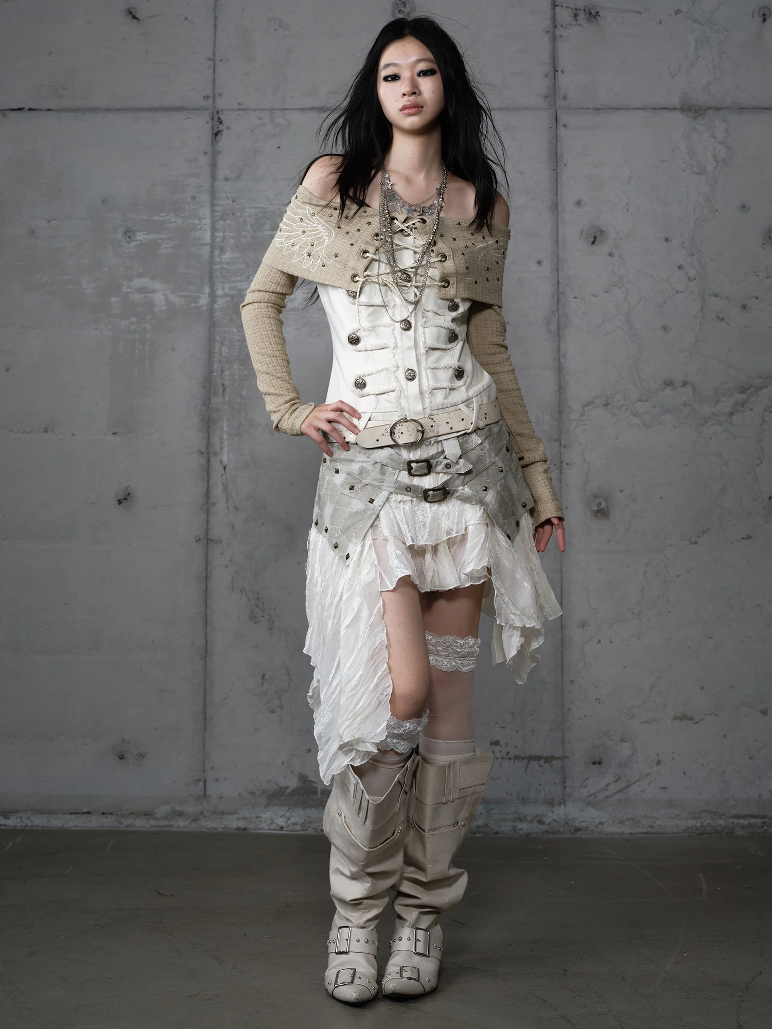 Retro Punk Knitted Patchwork Waed Denim Embroidery Rhinestone One oulder Long Sve T-irt Women's Faion Top
Retro Punk Knitted Patchwork Waed Denim Embroidery Rhinestone One oulder Long Sve T-irt Women's Faion Top