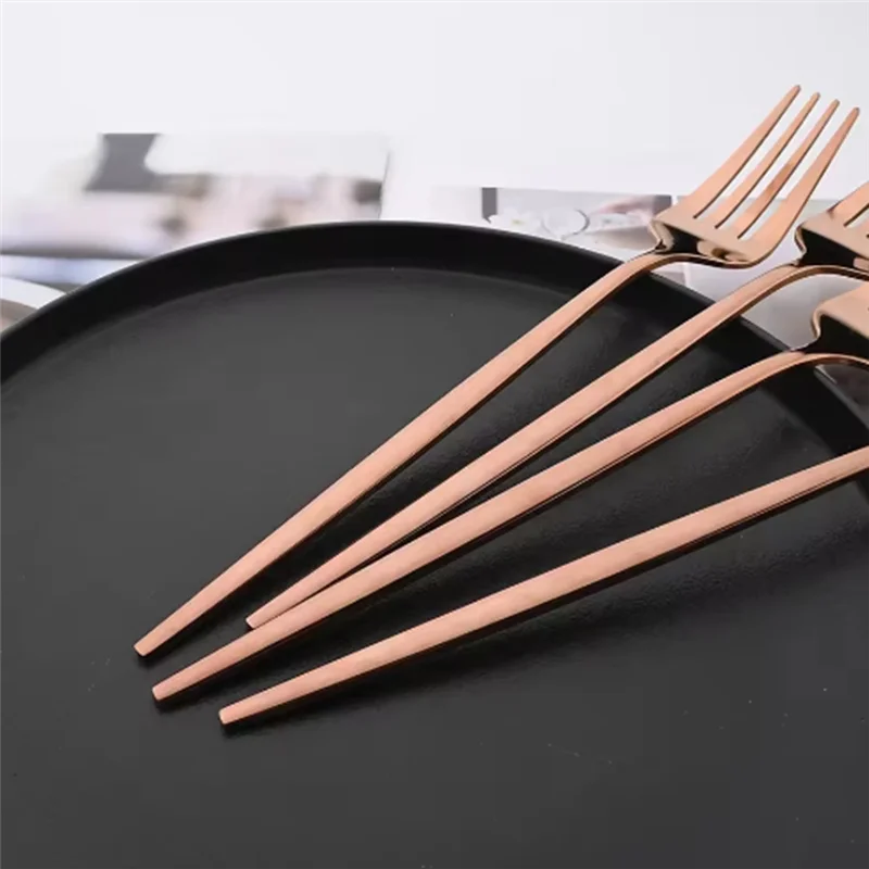 AT19-24Pcs Rose Gold Dinnerware Set Stainless Steel Tableware Set Western Knife Fork Spoon Mirror Flatware Cutlery Set
AT19-24Pcs Rose Gold Dinnerware Set Stainless Steel Tableware Set Western Knife Fork Spoon Mirror Flatware Cutlery Set