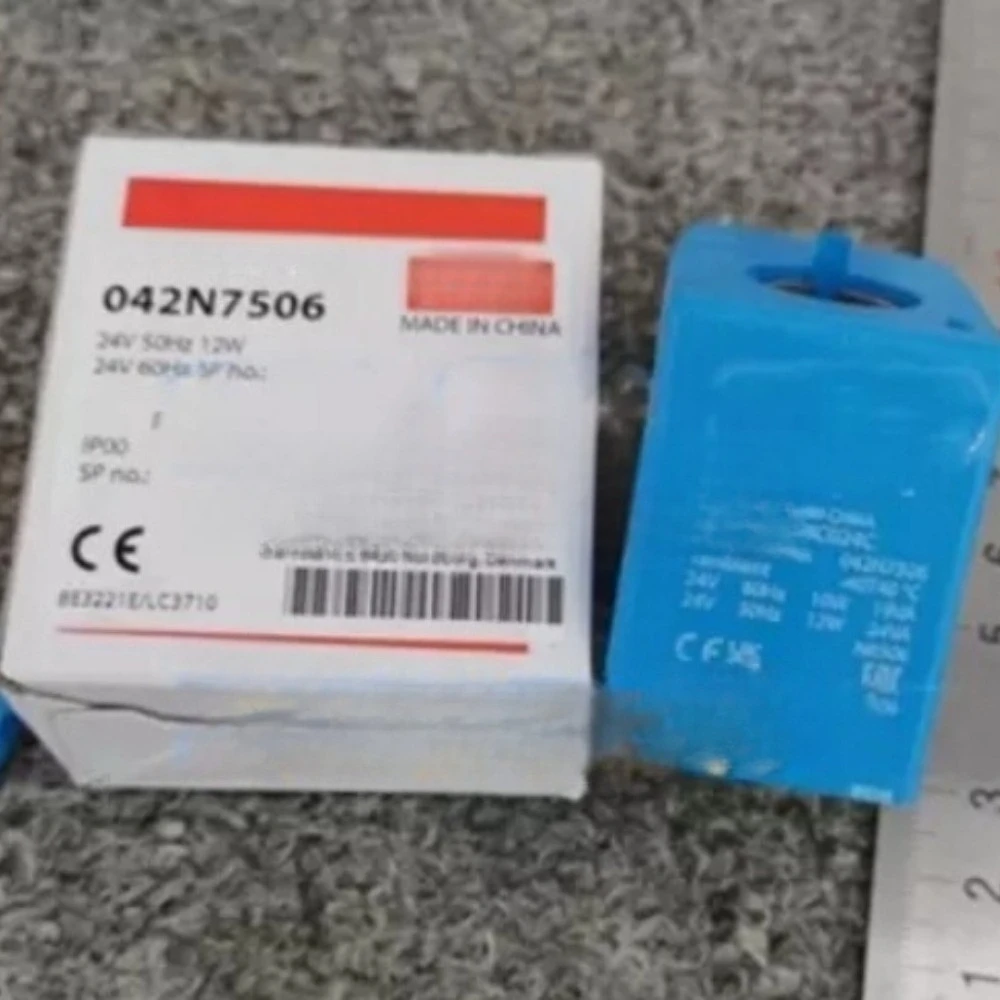 1PCS NEW Solenoid Valve Coil 042N7506 in box Fast delivery
1PCS NEW Solenoid Valve Coil 042N7506 in box Fast delivery