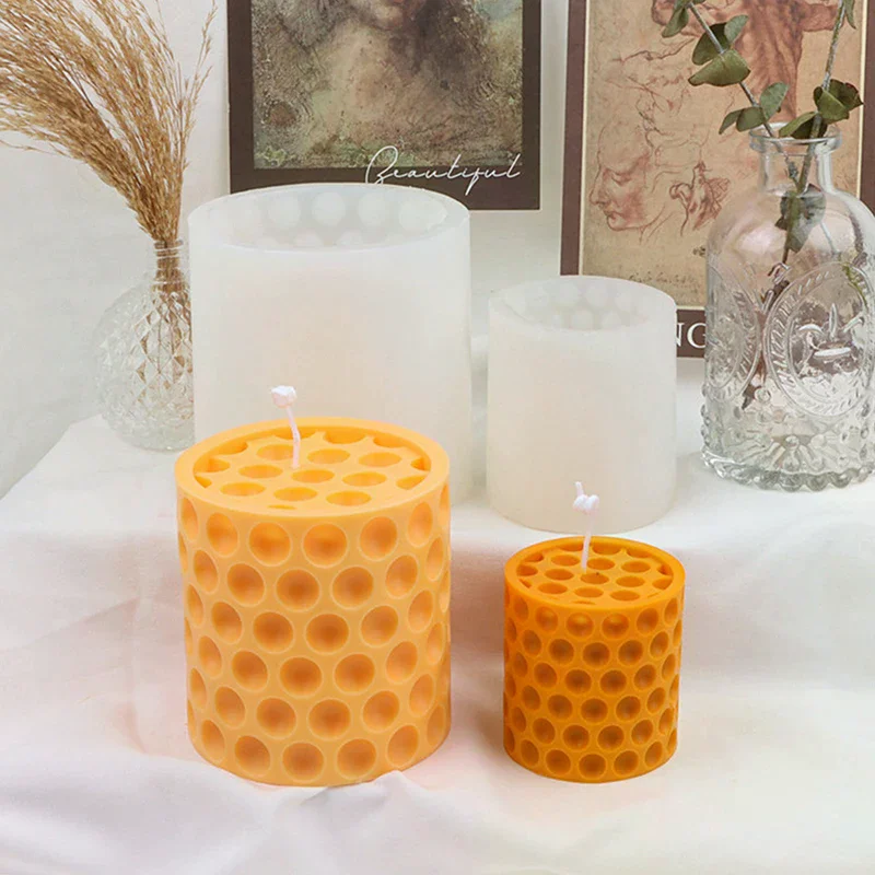 3D Relief Bee Cylindrical Candle Silicone Mold DIY Honeycomb Column Aromatherapy Candle Plaster Making Tool Handmade Gift Decor
3D Relief Bee Cylindrical Candle Silicone Mold DIY Honeycomb Column Aromatherapy Candle Plaster Making Tool Handmade Gift Decor