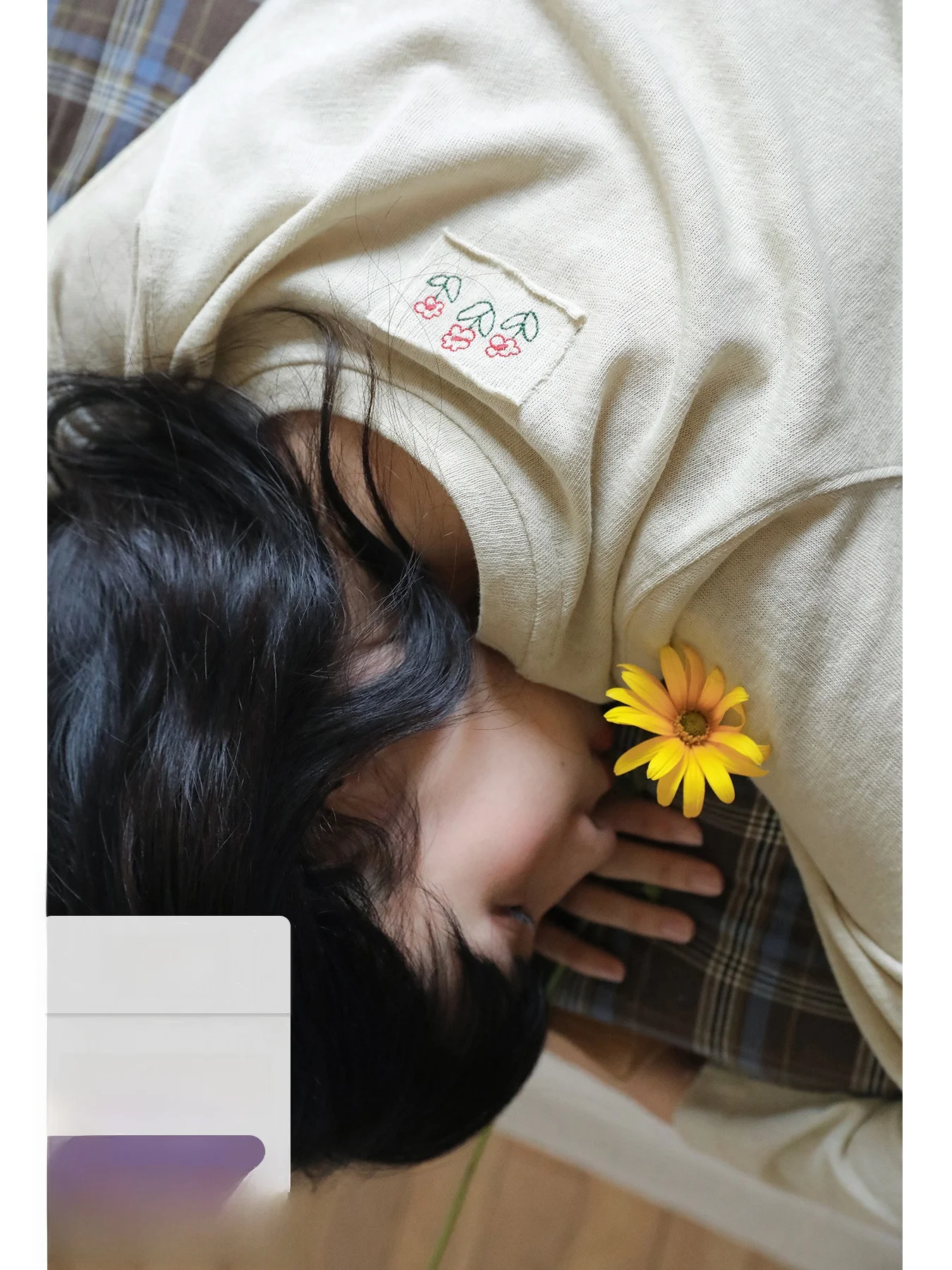 Embroidered Patch Texture Cotton Long Sve T-irt Women's ort Sle Base Layer Inner Wear White Floral Collar Jaet
Embroidered Patch Texture Cotton Long Sve T-irt Women's ort Sle Base Layer Inner Wear White Floral Collar Jaet