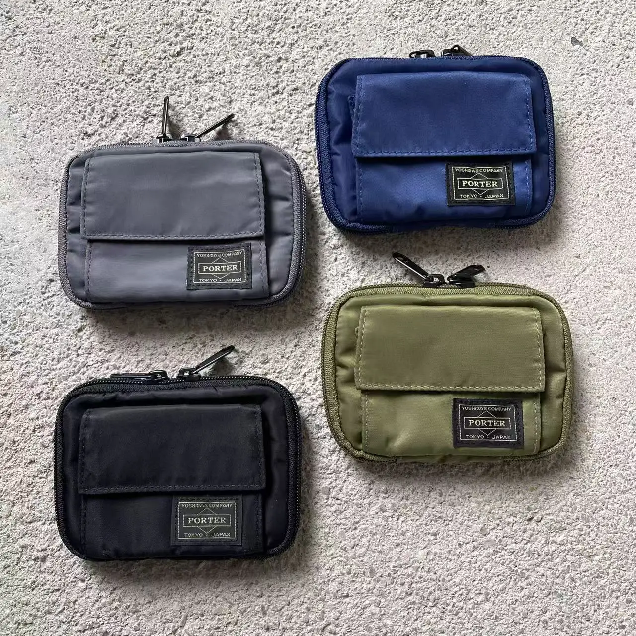 Стильный мини-кошелек-клатч из нейлона для мужчин и женщин: компактный картхолдер и карманная сумка
Стильный мини-кошелек-клатч из нейлона для мужчин и женщин: компактный картхолдер и карманная сумка