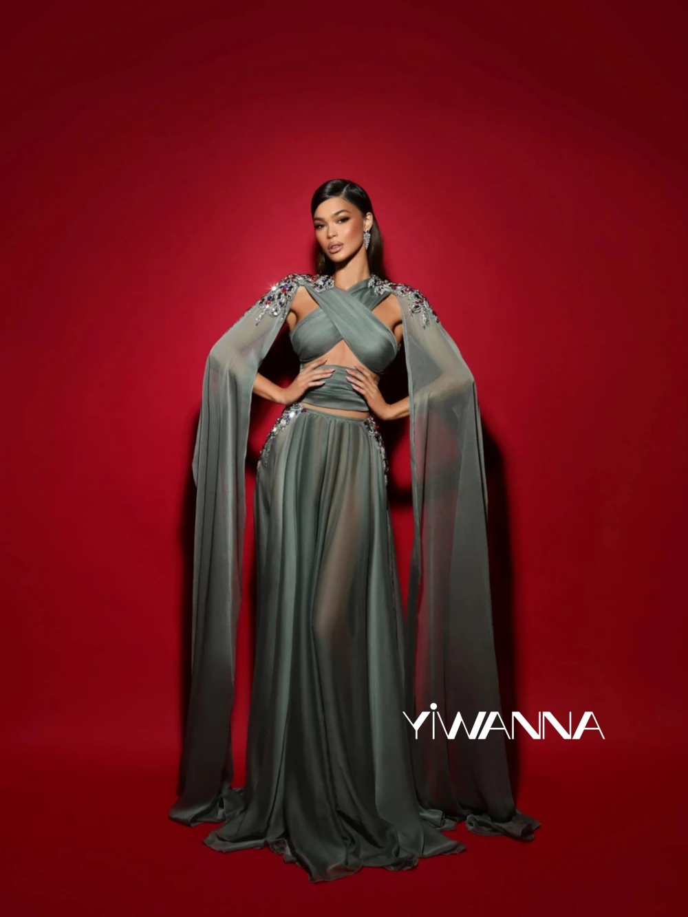 Glitter Beaded Crystal Evening Dress With Cape Sleeve Sexy Illusion A-line Long Wedding Party Gown Customized Fashion Prom Gown
Glitter Beaded Crystal Evening Dress With Cape Sleeve Sexy Illusion A-line Long Wedding Party Gown Customized Fashion Prom Gown