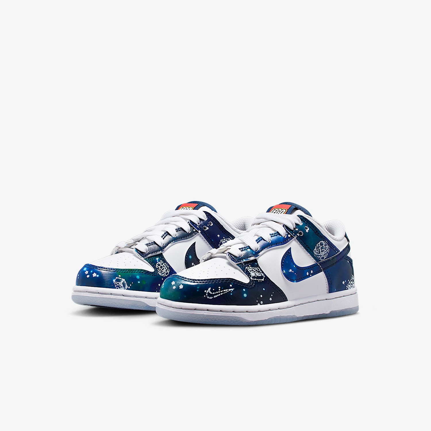 Nike genuine Dunk Kids Sports Lightweight Low-Top Lace-Up Casual Shoes IM1447-100
Nike genuine Dunk Kids Sports Lightweight Low-Top Lace-Up Casual Shoes IM1447-100