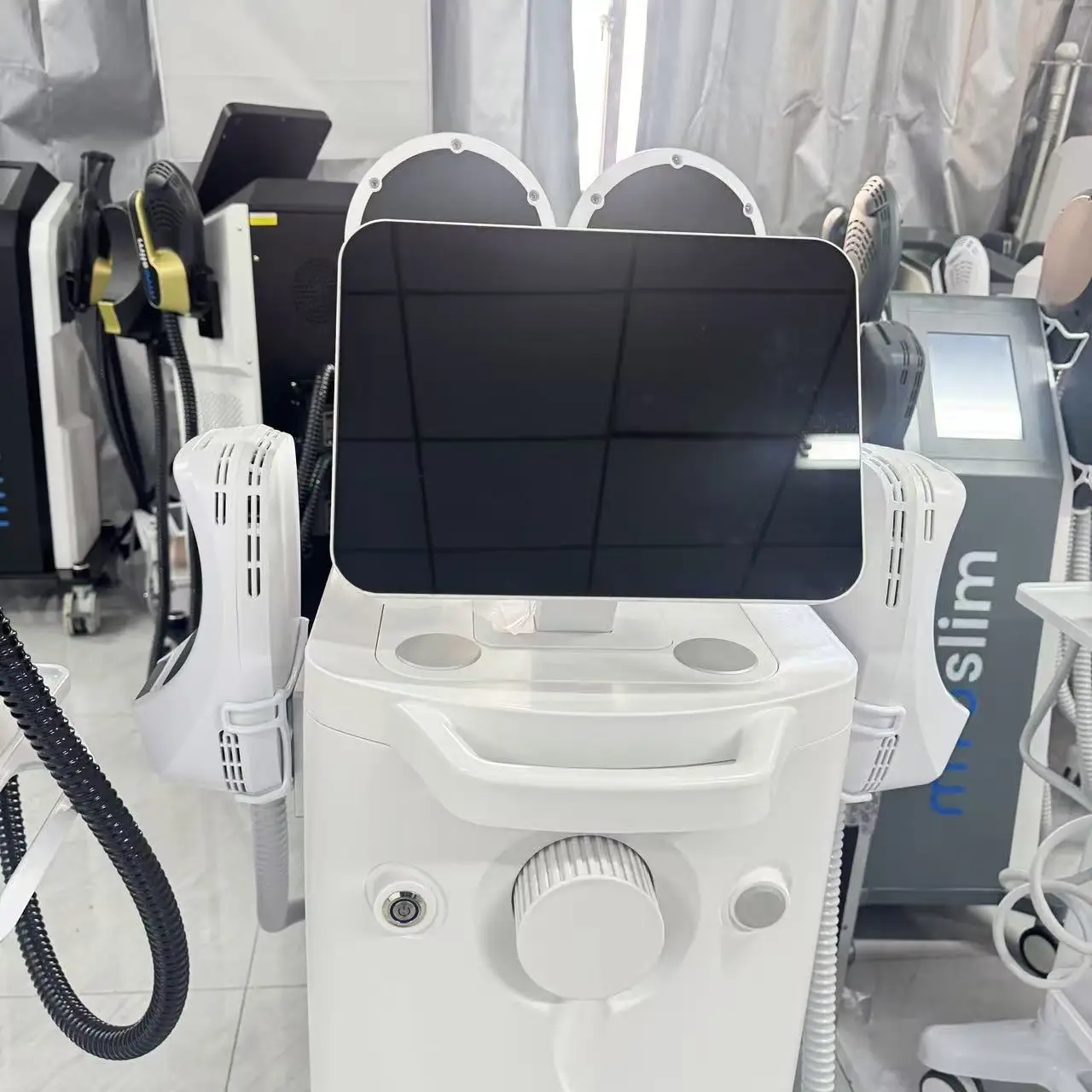 MYOslim Sculpt Machine 15Tesla 6500w EMS RF Fat Slimming Burning Muscle Stimulation Body Sculpting 15 Electromagnetic Therapy
MYOslim Sculpt Machine 15Tesla 6500w EMS RF Fat Slimming Burning Muscle Stimulation Body Sculpting 15 Electromagnetic Therapy
