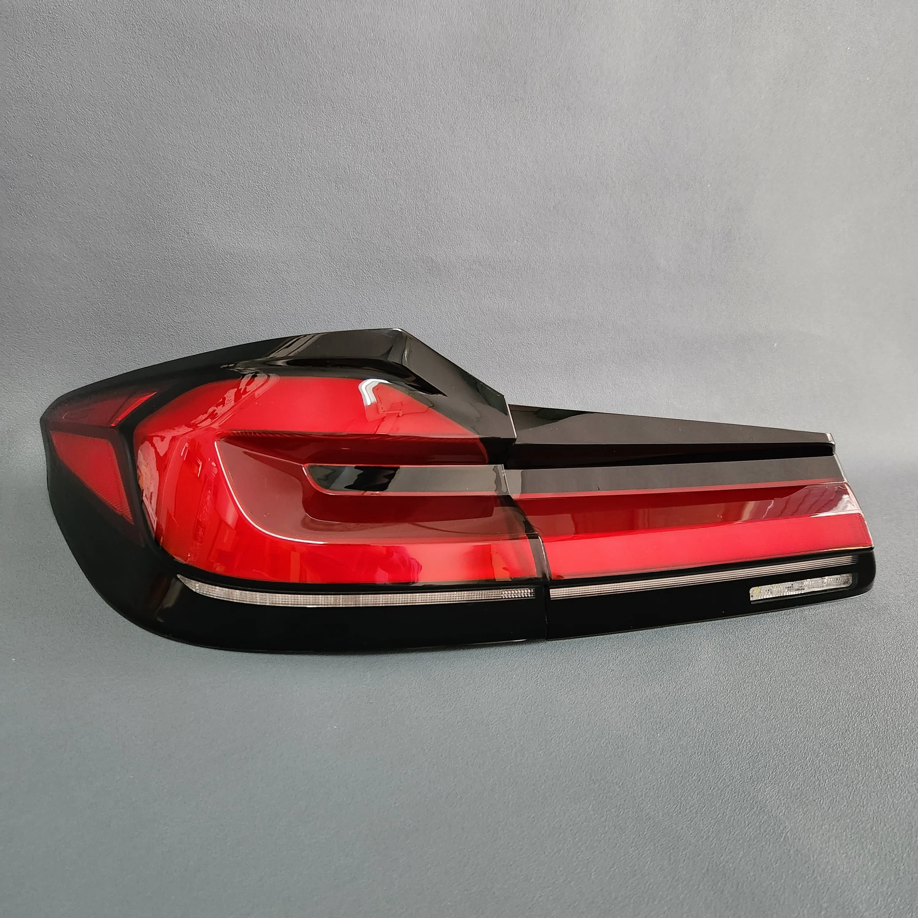 21 LCI Look LED Tail Lights Amber Dynamic Turn Signal For BMW 5 series G30 M5 F90 Pre-LCI 2017-2020
21 LCI Look LED Tail Lights Amber Dynamic Turn Signal For BMW 5 series G30 M5 F90 Pre-LCI 2017-2020