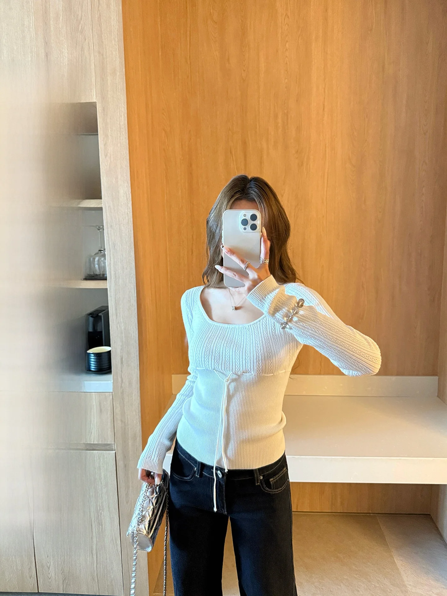 Женский трикотажный топ TeeH Pure Desire из шелковой шерсти с U-образным вырезом и длинными рукавами, базовый слой, повседневный, облегающий крой
Женский трикотажный топ TeeH Pure Desire из шелковой шерсти с U-образным вырезом и длинными рукавами, базовый слой, повседневный, облегающий крой