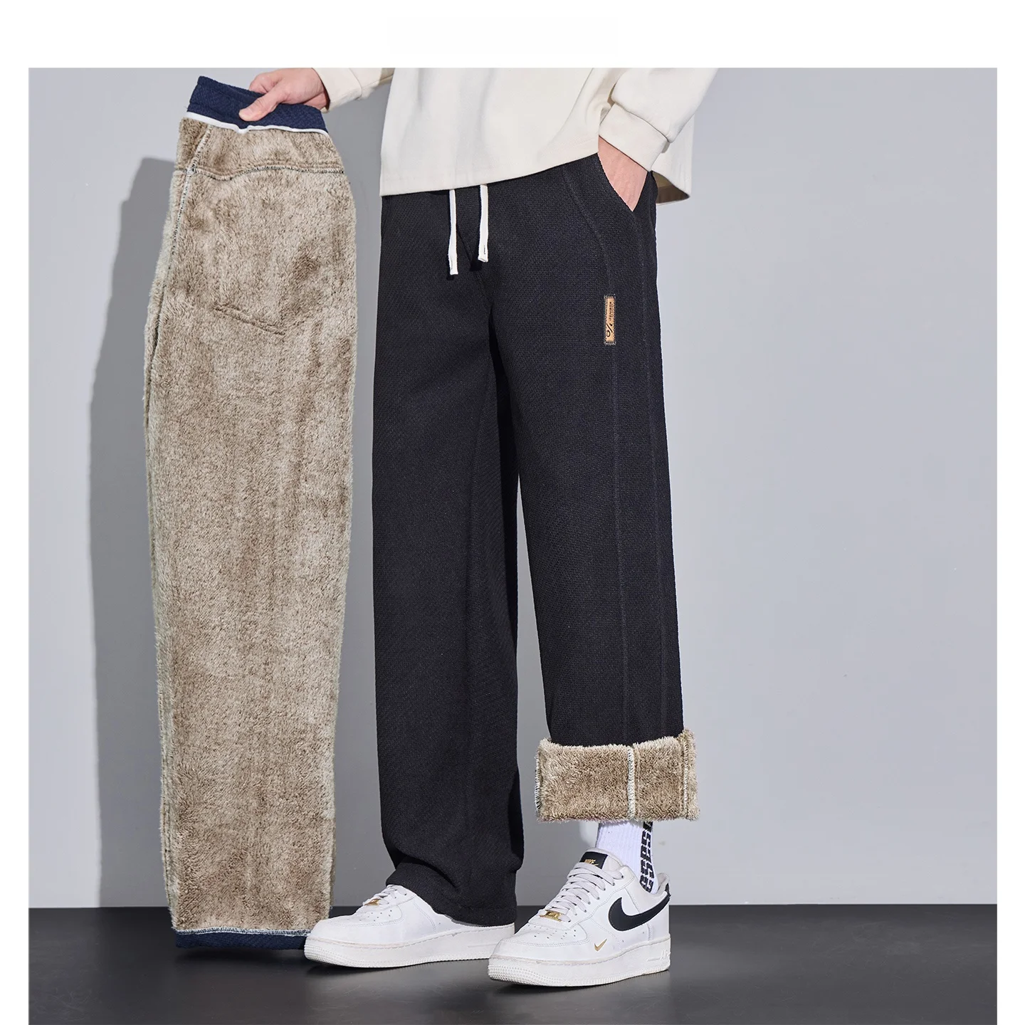 Heavyweight Snow Fur Sweatpants Men's Winter High-End Feel Loose Thiened Warm Straight Casual Pants Faionable Streetwear
Heavyweight Snow Fur Sweatpants Men's Winter High-End Feel Loose Thiened Warm Straight Casual Pants Faionable Streetwear