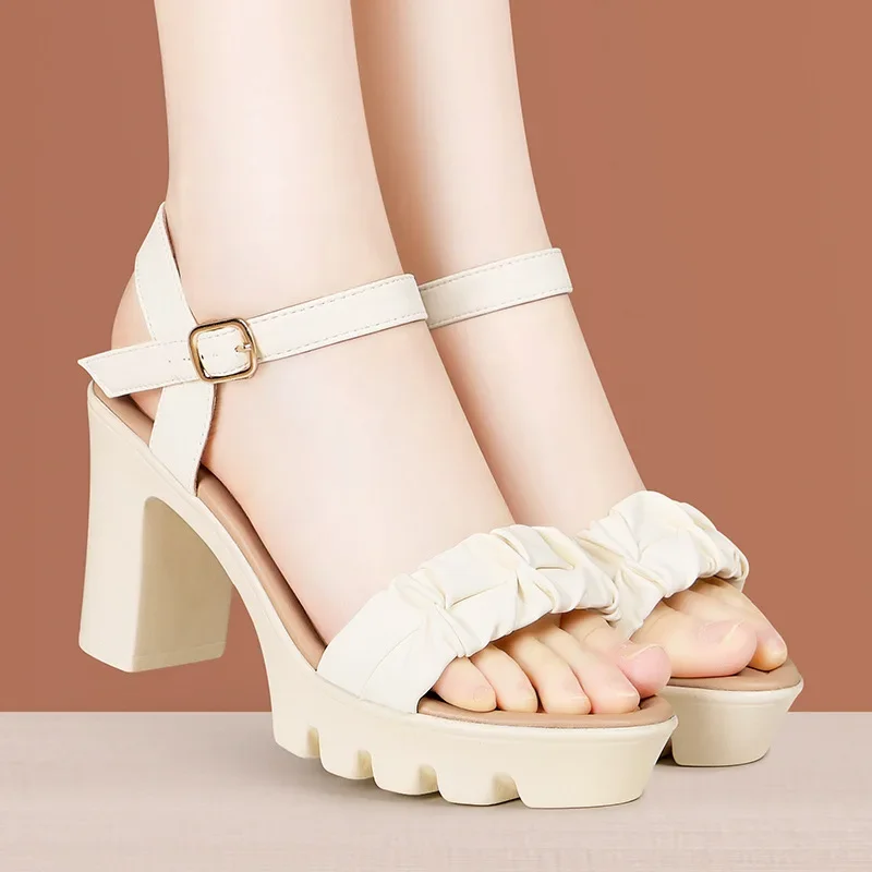 6.5cm 8.5cm Decent Comfortable Thick Bottom Chunky Platform Shoes 2025 Summer Block High Heeled Sandals Women for Dress Office
6.5cm 8.5cm Decent Comfortable Thick Bottom Chunky Platform Shoes 2025 Summer Block High Heeled Sandals Women for Dress Office