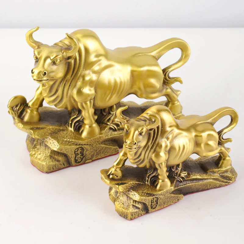 Brass Bull Ornament Zodiac Bull Decoration, Auspicious Bull, Pure Copper Golden Bull, Office Decoration, Home Living Room Orname
Brass Bull Ornament Zodiac Bull Decoration, Auspicious Bull, Pure Copper Golden Bull, Office Decoration, Home Living Room Orname