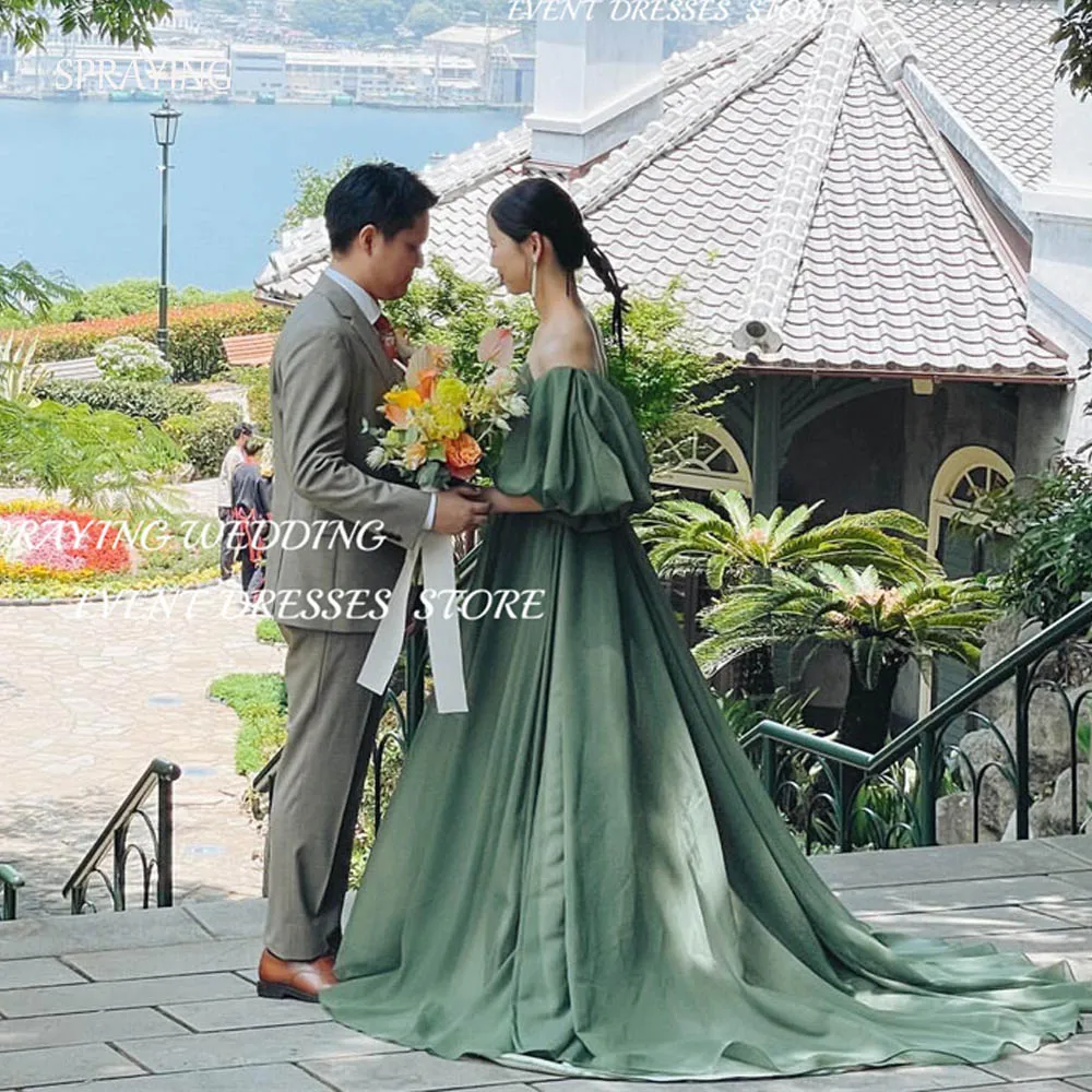 SPRAYING A-line Strapless Green Wedding Dress Puff Sleeve Floor-Length Long Bridal Gown Formal Gown Zip Back Prom Event Dresses
SPRAYING A-line Strapless Green Wedding Dress Puff Sleeve Floor-Length Long Bridal Gown Formal Gown Zip Back Prom Event Dresses