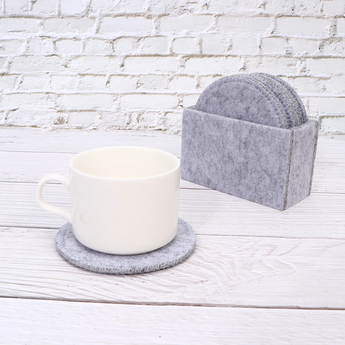 8pcs Coaster Mats Non Slip Skidproof Felt Home Restaurant Pearlescent Deform Resistant Table Protection
8pcs Coaster Mats Non Slip Skidproof Felt Home Restaurant Pearlescent Deform Resistant Table Protection