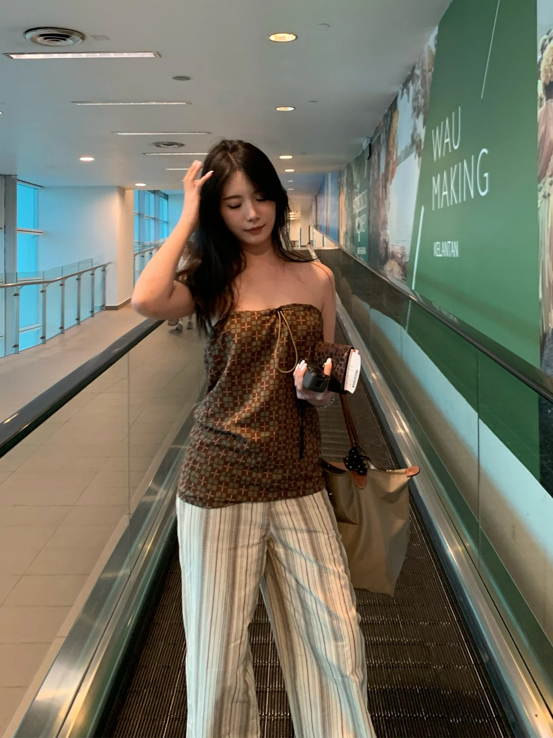 Summer Vacation Style Women's Stripe Plaid Tube Top Wide Leg Pants Two-Piece Set Loose Feelings Casual Fashion Outfit
Summer Vacation Style Women's Stripe Plaid Tube Top Wide Leg Pants Two-Piece Set Loose Feelings Casual Fashion Outfit