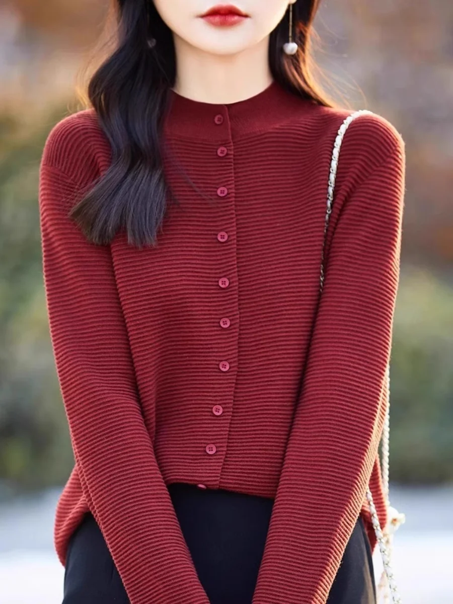 Модный женский длинный вязаный кардиган-пальто свободного кроя из премиального пряжа, осенне-зимний, в корейском стиле, однотонный топ
Модный женский длинный вязаный кардиган-пальто свободного кроя из премиального пряжа, осенне-зимний, в корейском стиле, однотонный топ