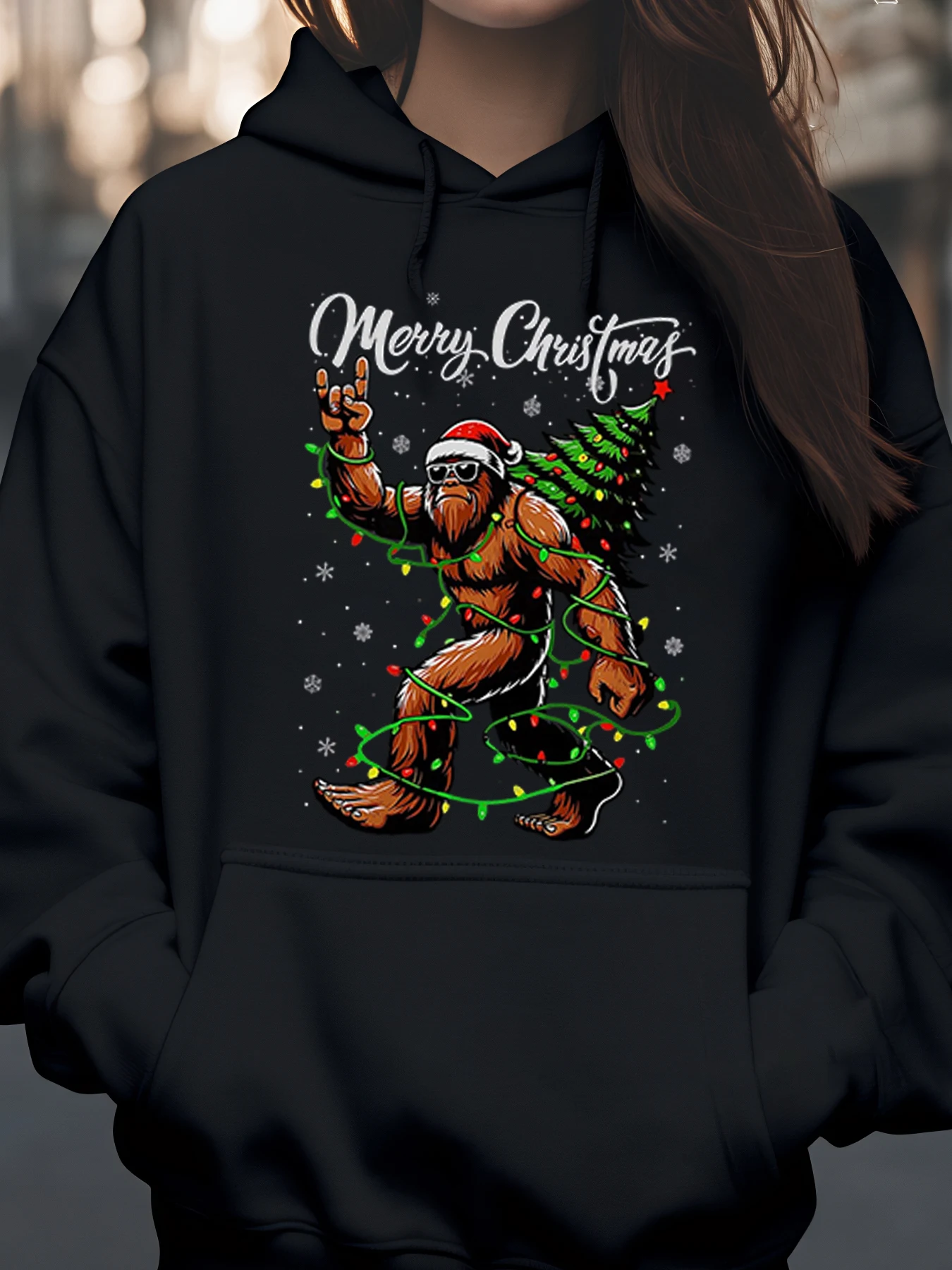 Толстовка с принтом рождественских огней Bigfoot, праздничная одежда для мужчин и женщин
Толстовка с принтом рождественских огней Bigfoot, праздничная одежда для мужчин и женщин