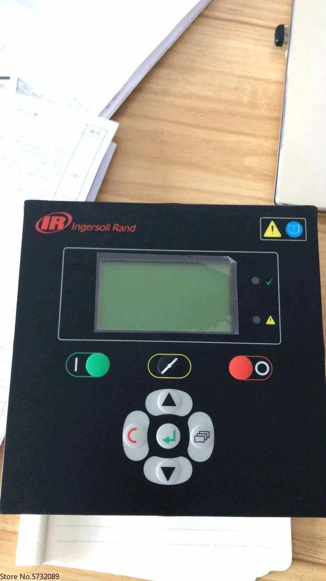 Screw type air compressor stepper motor circuit board computer board power controller board 39200407
Screw type air compressor stepper motor circuit board computer board power controller board 39200407