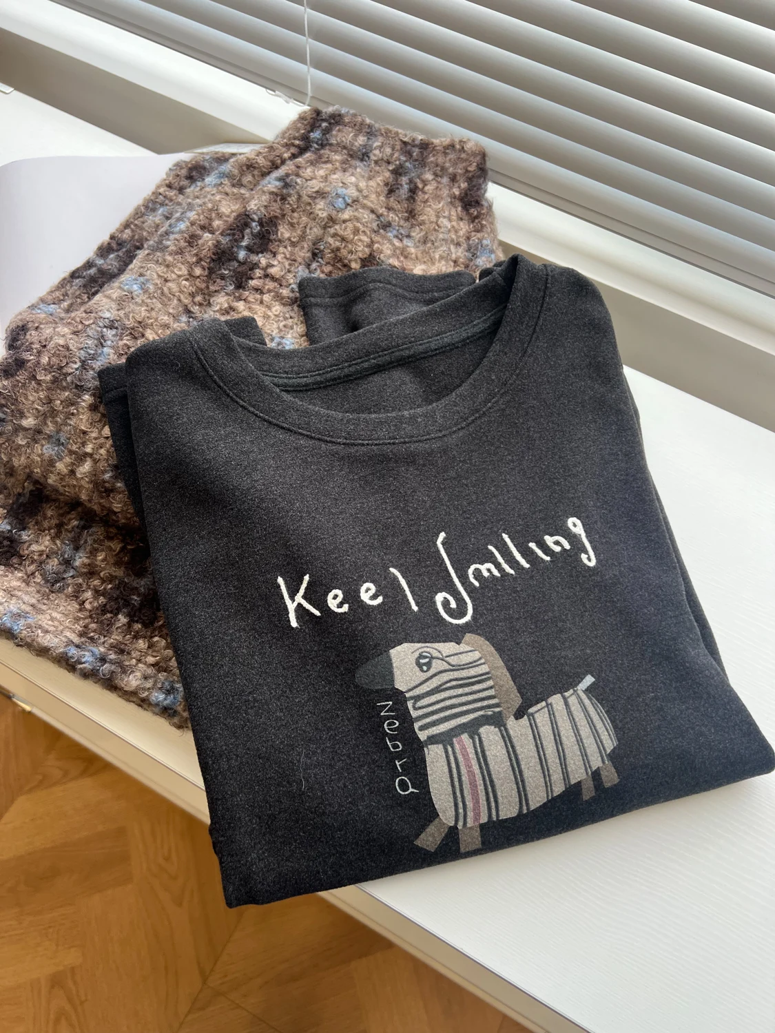 Антивозрастная двухсторонняя футболка Fce с длинными рукавами, круглая женская зимняя футболка с мультяшной вышивкой Brued Base irt
Антивозрастная двухсторонняя футболка Fce с длинными рукавами, круглая женская зимняя футболка с мультяшной вышивкой Brued Base irt