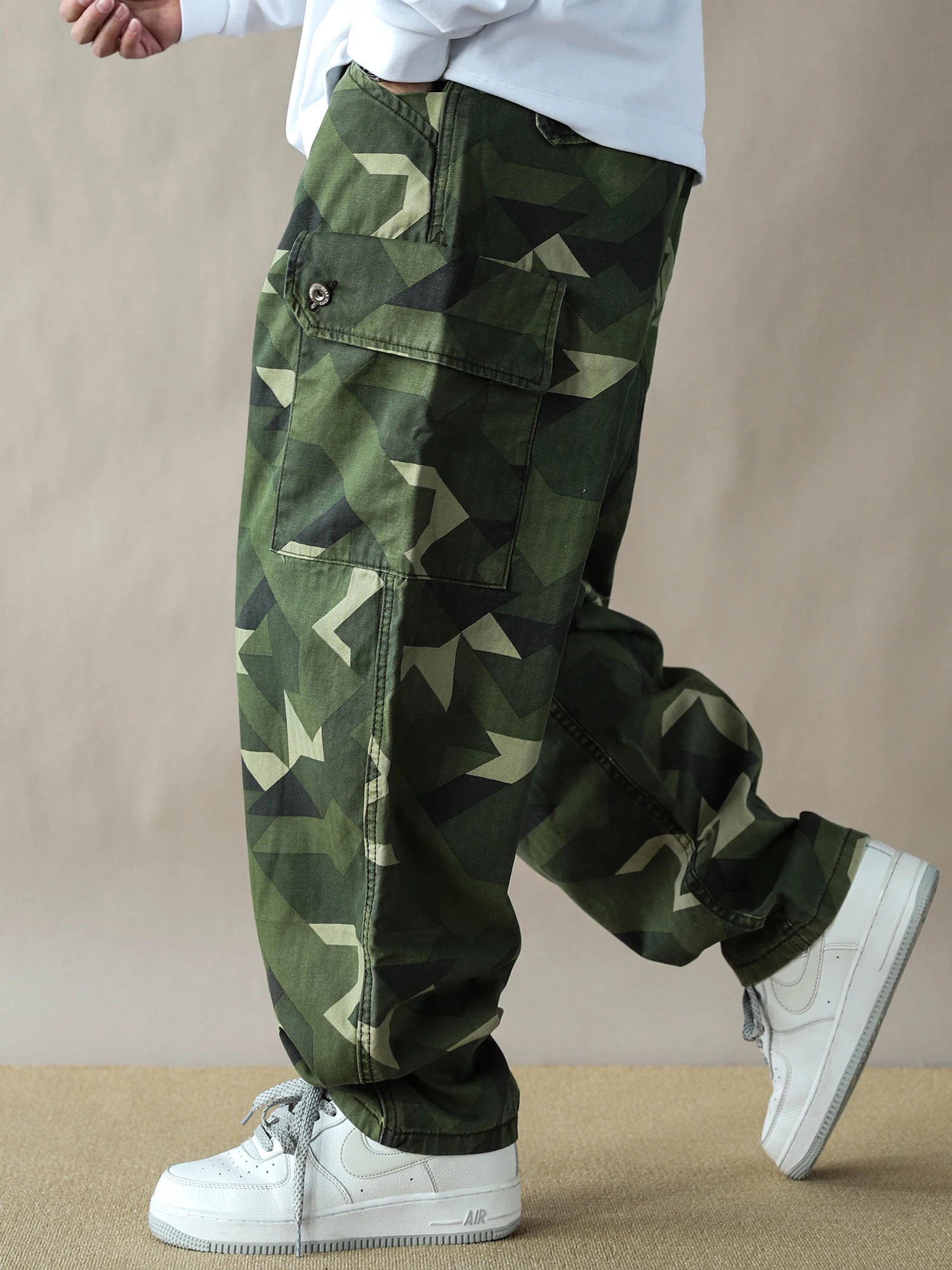 American Camouflage Style Loose Men's Casual Long Pants Multi-Pocket Workwear Straight Leg Trousers Wide Leg Big Size Trendy
American Camouflage Style Loose Men's Casual Long Pants Multi-Pocket Workwear Straight Leg Trousers Wide Leg Big Size Trendy