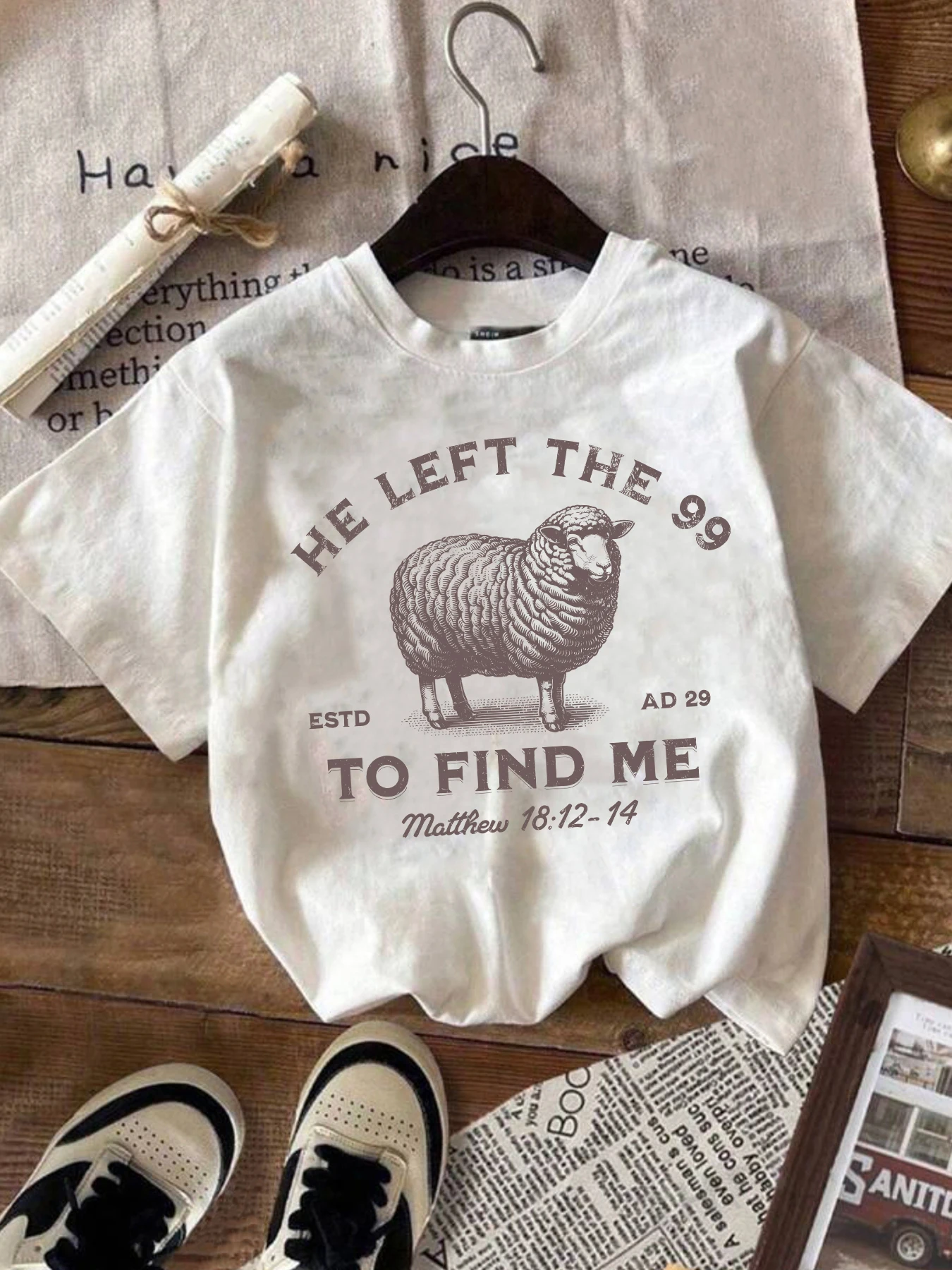 HE LEET THE 99 TO FIND ME letter sheep pattern ladies short sleeve T-shirt summer casual Joker fashion
HE LEET THE 99 TO FIND ME letter sheep pattern ladies short sleeve T-shirt summer casual Joker fashion