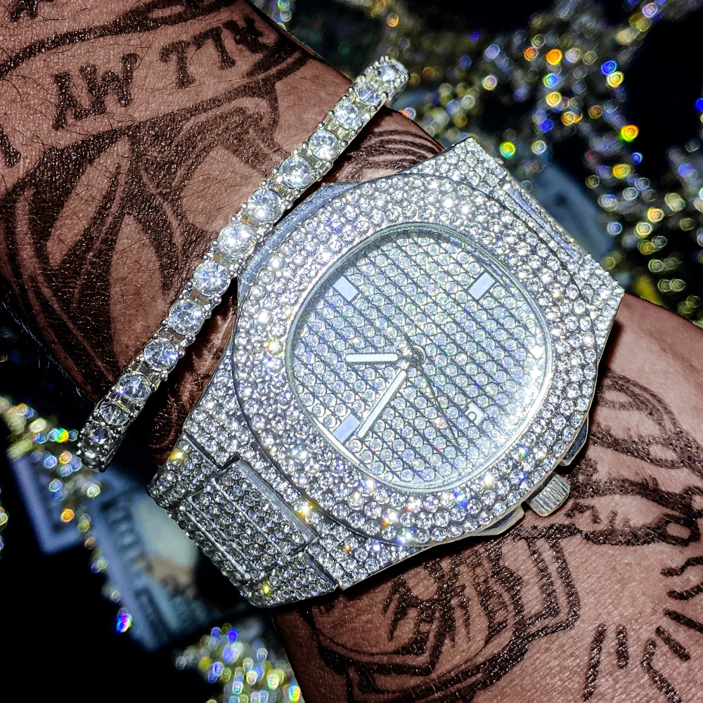 Men Luxury Iced Out Watches Bracelet Set Gold Silver Color Full Rhinestone Cuban Chain Bracelet Wristwatch Relogio Feminino
Men Luxury Iced Out Watches Bracelet Set Gold Silver Color Full Rhinestone Cuban Chain Bracelet Wristwatch Relogio Feminino