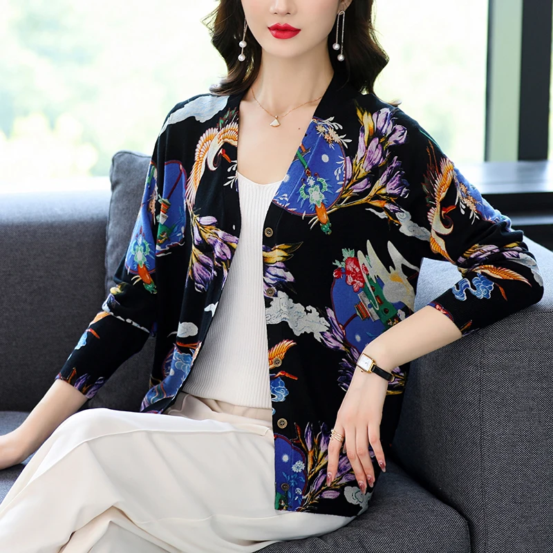 Women's Fashion Printing Cardigan 2023 Spring Long Sleeve Sweater Single Breasted Female Floral Printed Knitwear
Women's Fashion Printing Cardigan 2023 Spring Long Sleeve Sweater Single Breasted Female Floral Printed Knitwear
