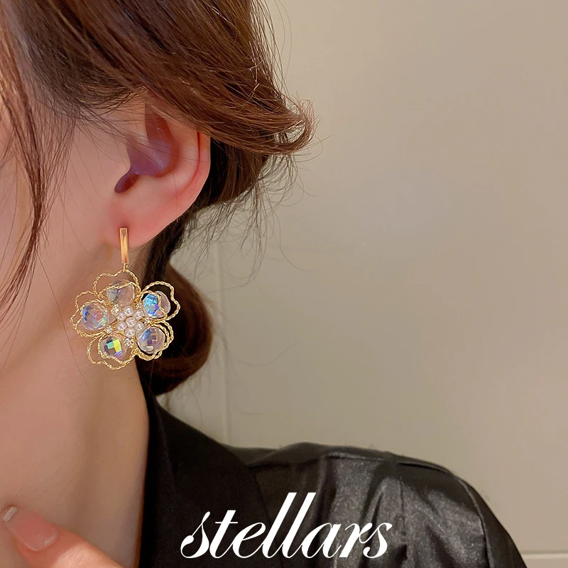 Silver Needle Pearl Crystal Flower Studs China Sweet Fairy Fashion Internet Celebrity Temperament Ear Accessories
Silver Needle Pearl Crystal Flower Studs China Sweet Fairy Fashion Internet Celebrity Temperament Ear Accessories