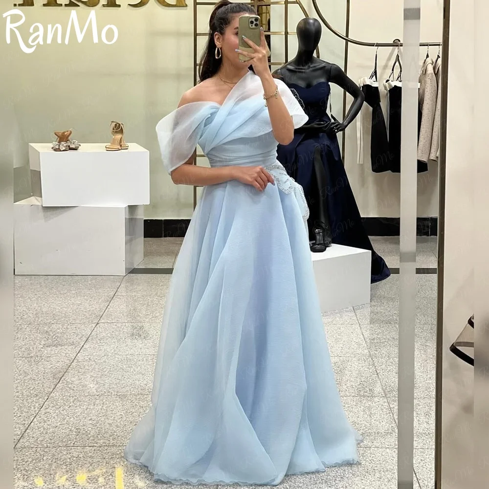 Ranmo Elegant Blue Evening Dresses Off Shoulder Pleat A-Line Floor Length Organza Evening Gown Customized Saudi Arabic Prom Gown
Ranmo Elegant Blue Evening Dresses Off Shoulder Pleat A-Line Floor Length Organza Evening Gown Customized Saudi Arabic Prom Gown