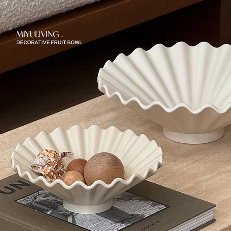 Ceramic Pleated Fruit Bowl Simple Decorative Serving Tray Artistic Dining Table Decor Elegant Display Plate for Kitchen Dessert
Ceramic Pleated Fruit Bowl Simple Decorative Serving Tray Artistic Dining Table Decor Elegant Display Plate for Kitchen Dessert