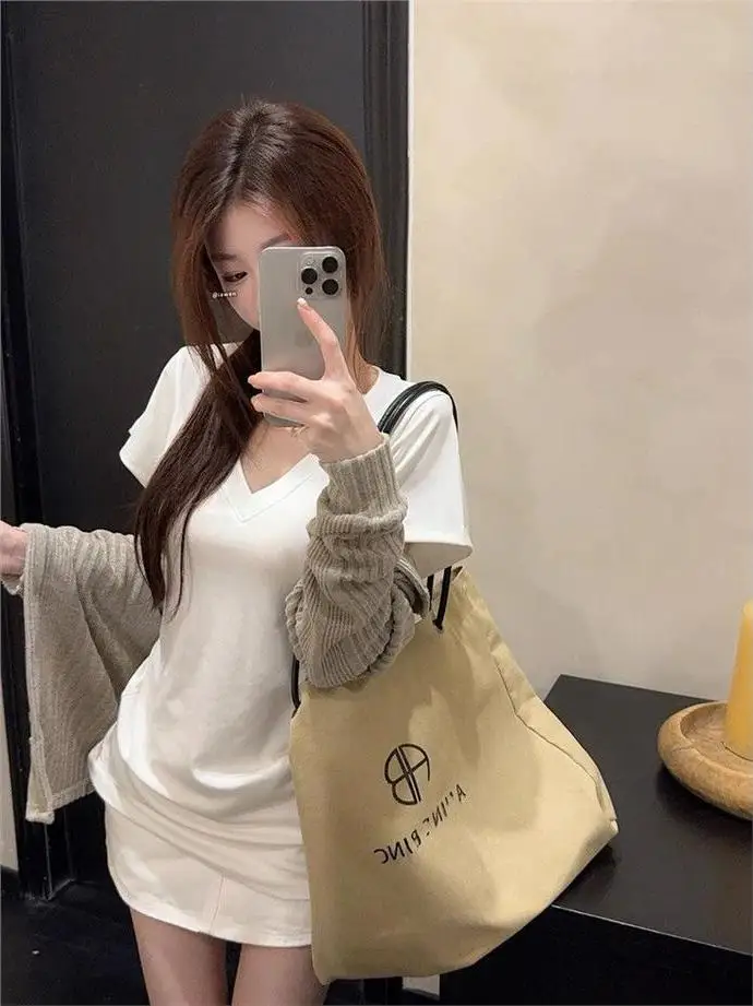 Корейский вязаный открытый кардиган Sle V-Ne Long Sve, женский модный тренд, осеннее новое поступление, двусторонняя одежда, волокно Coolmax
Корейский вязаный открытый кардиган Sle V-Ne Long Sve, женский модный тренд, осеннее новое поступление, двусторонняя одежда, волокно Coolmax