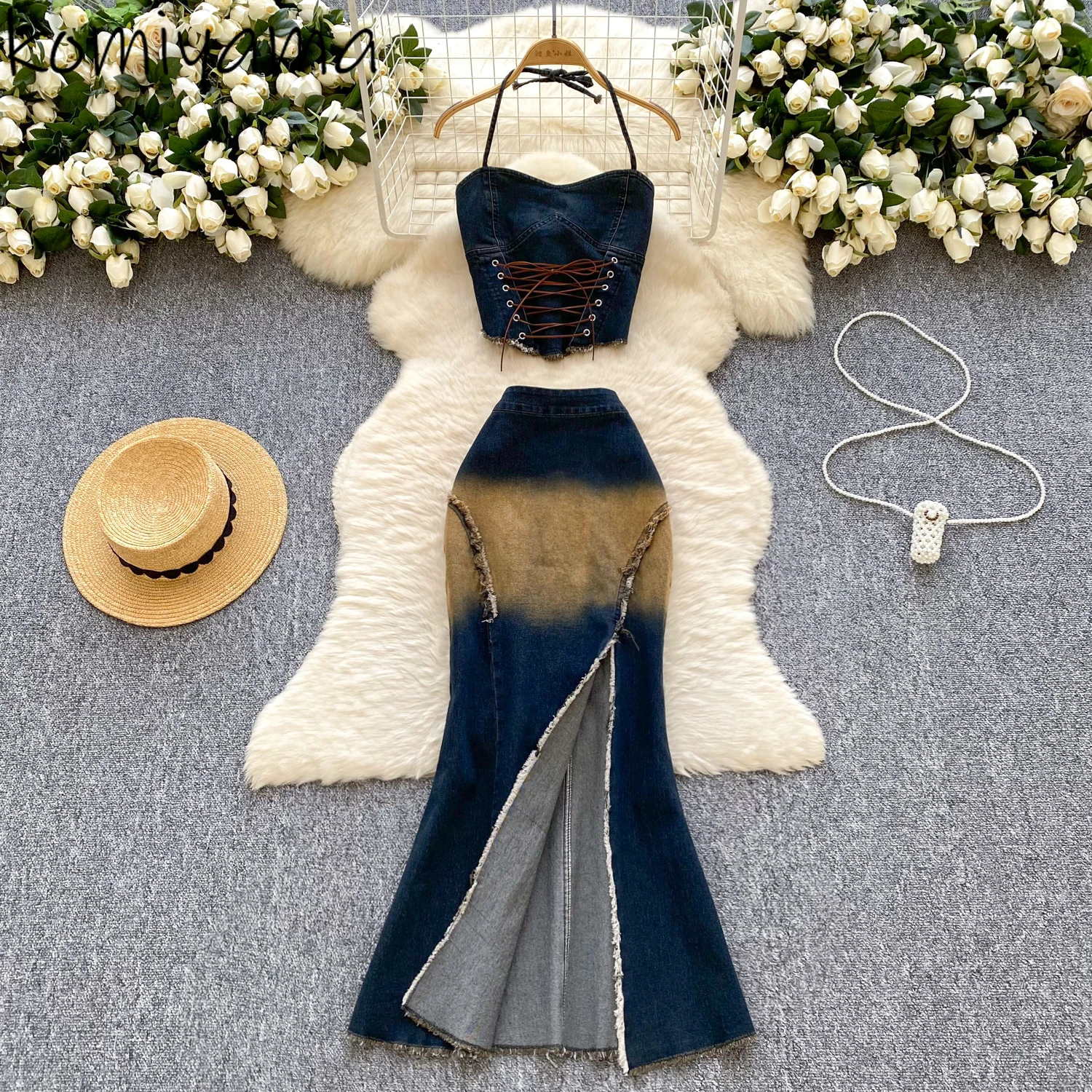 Gradient Color 2 Piece Sets Woman Bandage Camis High Waist Split Fishtail Skirt 2025 New Pure Desire Spicy Girl Style Suit
Gradient Color 2 Piece Sets Woman Bandage Camis High Waist Split Fishtail Skirt 2025 New Pure Desire Spicy Girl Style Suit