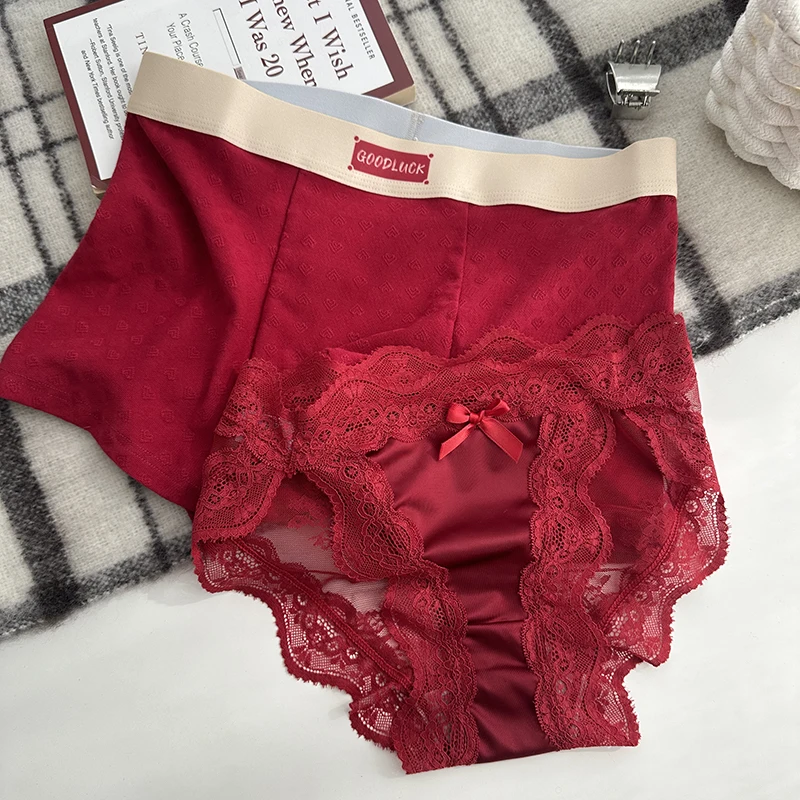 Красное нижнее белье в стиле Лолиты для пары на день рождения для одного мужчины и одной женщины, новинка 2024, хлопковые сексуальные свадебные трусики
Красное нижнее белье в стиле Лолиты для пары на день рождения для одного мужчины и одной женщины, новинка 2024, хлопковые сексуальные свадебные трусики