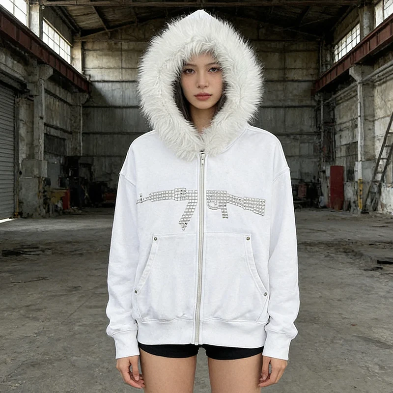 Fashion Plush Brim Long Sleeved Funny Niche Machine Gun Rhinestone Loose Hoodie American Coat Harajuku Women Hip Hop Streetwear
Fashion Plush Brim Long Sleeved Funny Niche Machine Gun Rhinestone Loose Hoodie American Coat Harajuku Women Hip Hop Streetwear